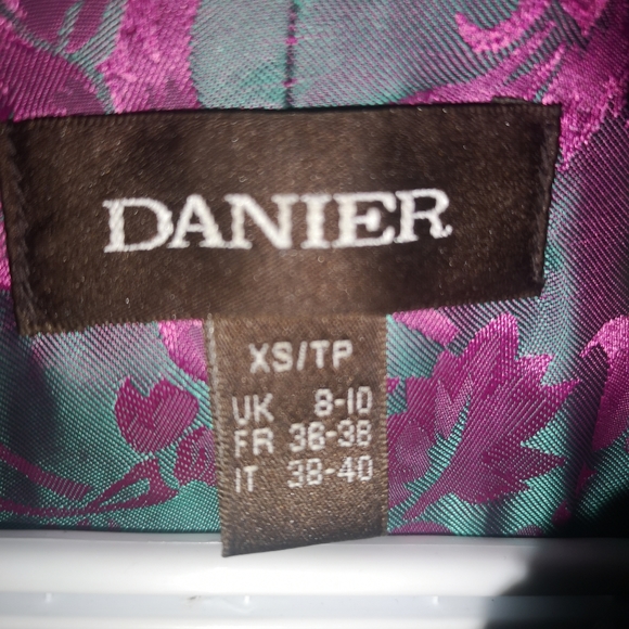 Danier leather bomber jacket - Picture 4 of 5